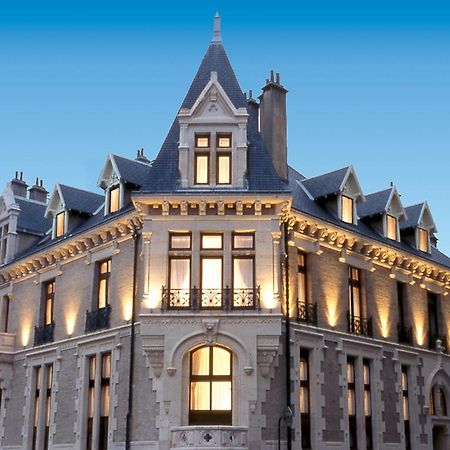Privilodges Chateau Perrin Grenoble Buitenkant foto