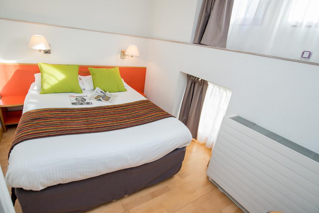 Privilodges Chateau Perrin Grenoble Buitenkant foto
