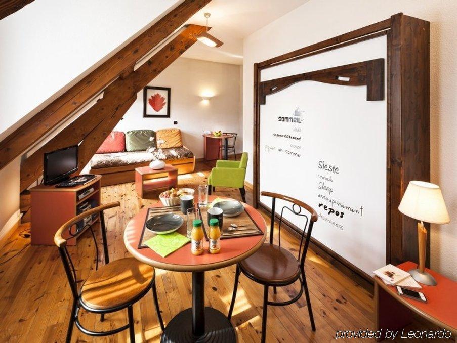 Privilodges Chateau Perrin Grenoble Kamer foto