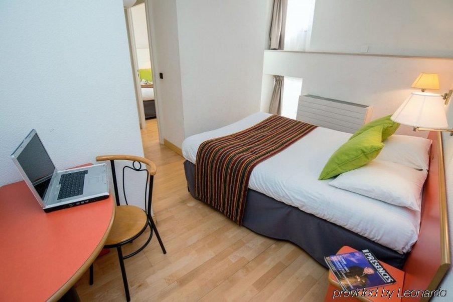 Privilodges Chateau Perrin Grenoble Buitenkant foto